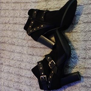 Report Willow Black Boots